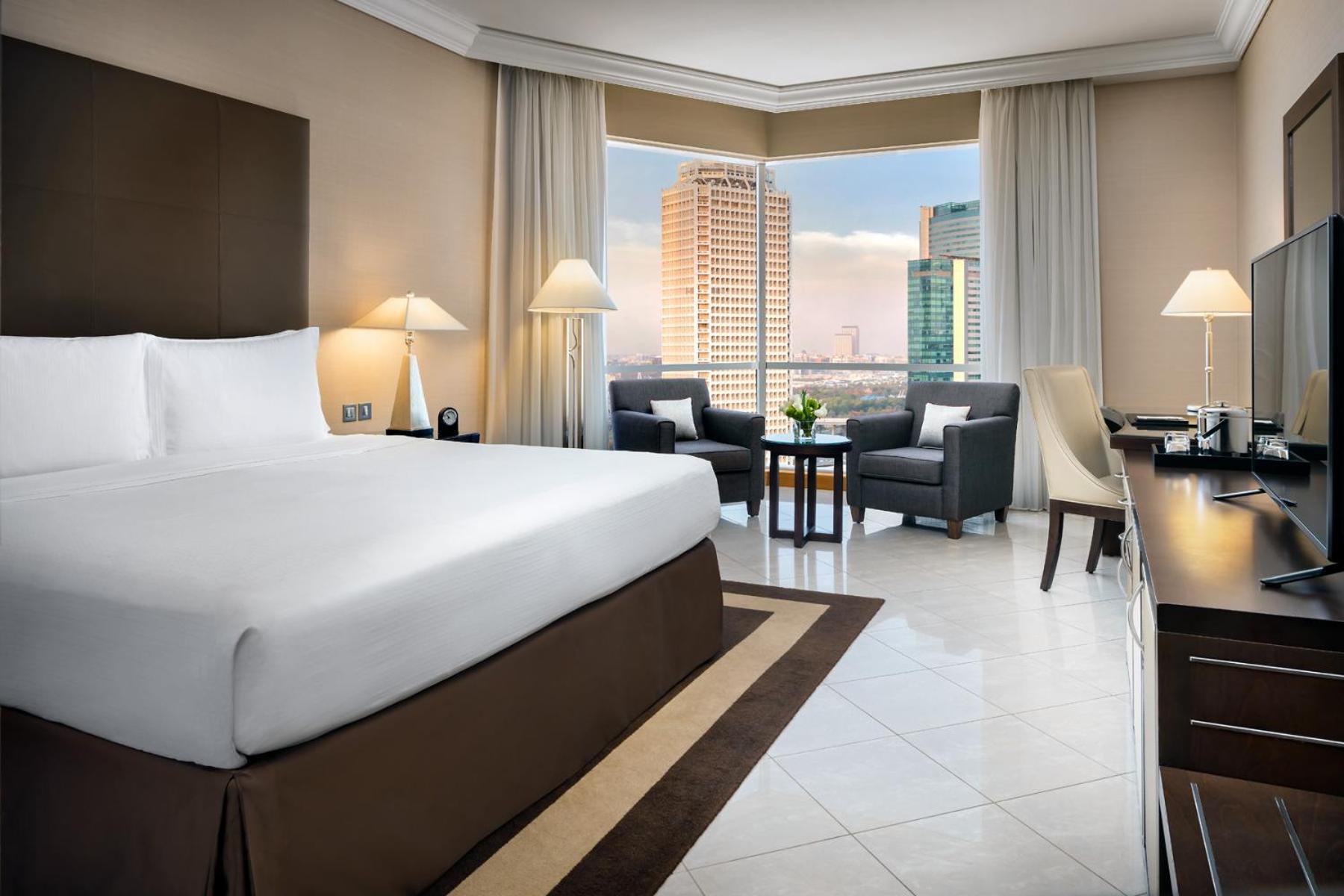 Fairmont Dubai Hotel Room photo